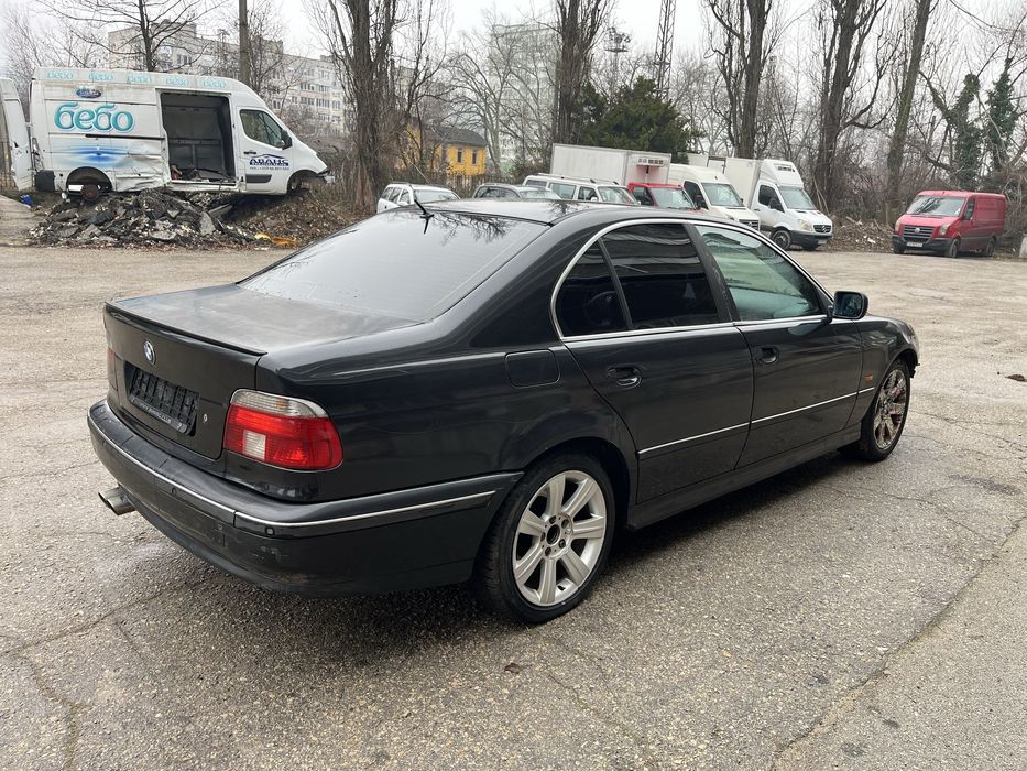 На части BMW E39 520i Ръчка