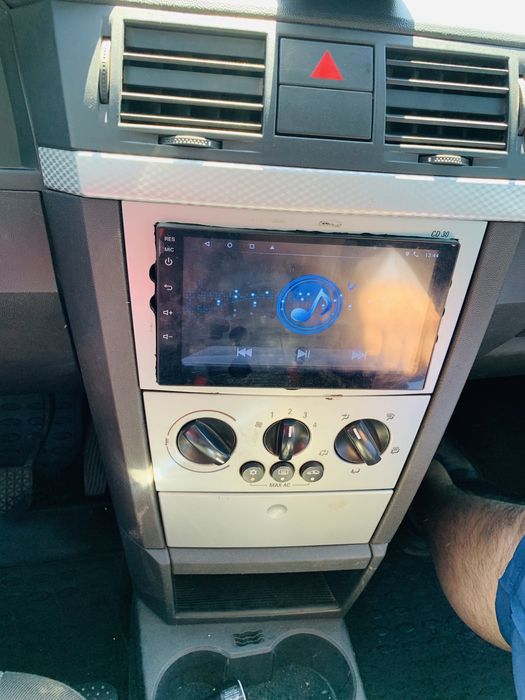 Продам машину Opel Meriva