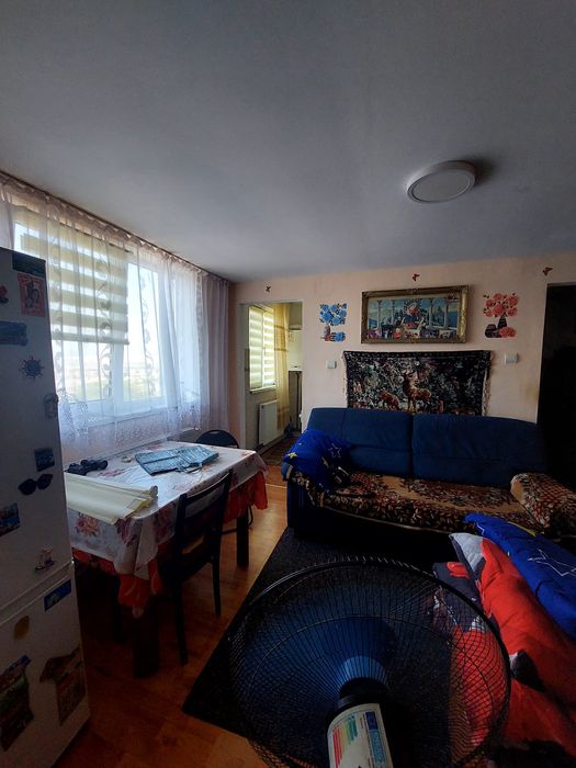 De vanzare apartament