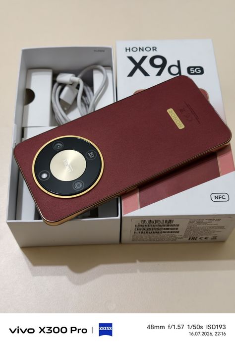 Honor X9d 256 gb Ram 8 5G
