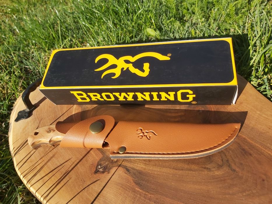 Нож с калъф Browning,LN408