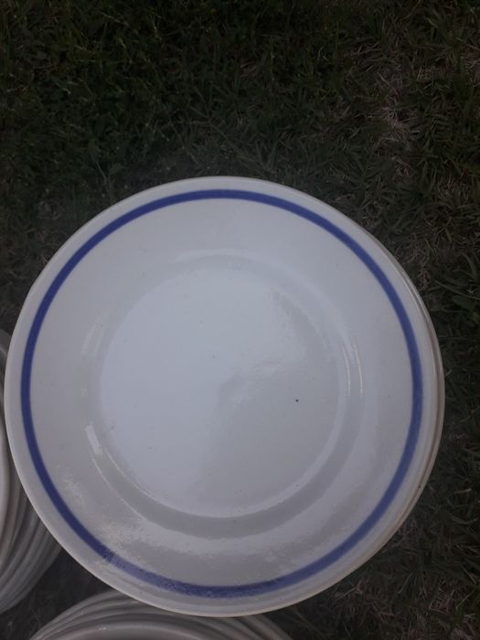 Порцеланови чинии