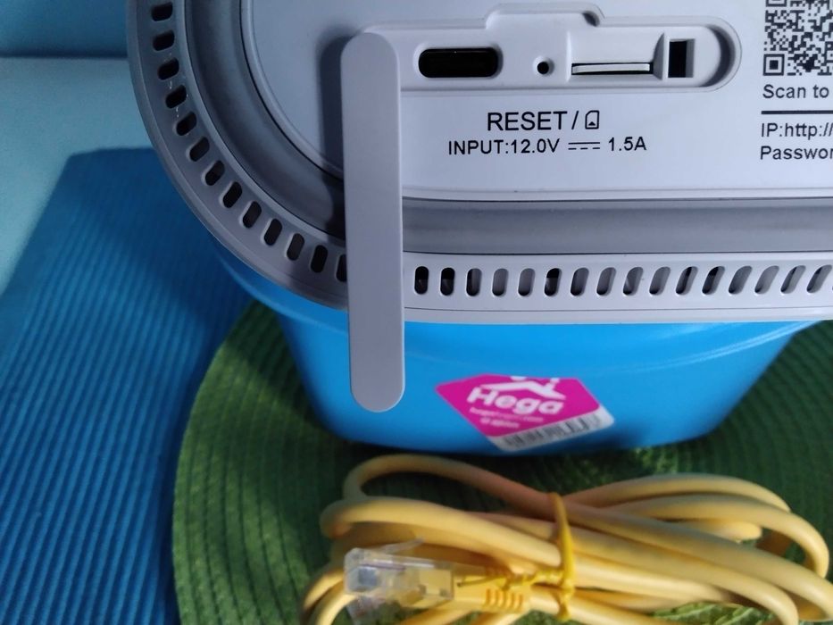 чисто нов 5 джи рутер за сим карти и високоскоростен интернет на Иетел