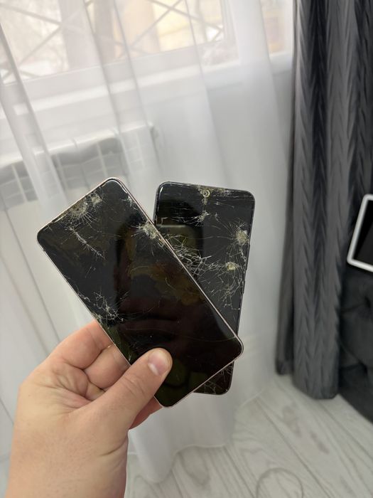 Vand telefon s20,S21,S22 pentru piese