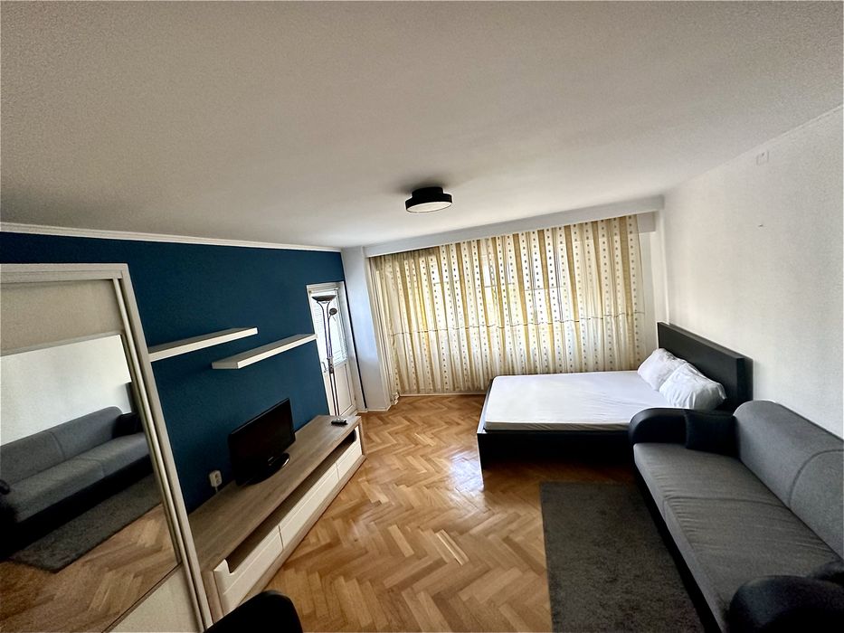 Inchiriez studio / garsoniera zona mariott - catedrala