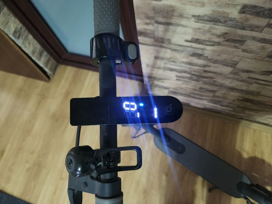 Vand trotineta xiaomi mi 1s