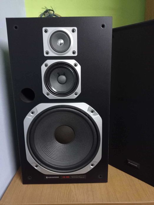 Усилвател Technics иТонколони Kenwood