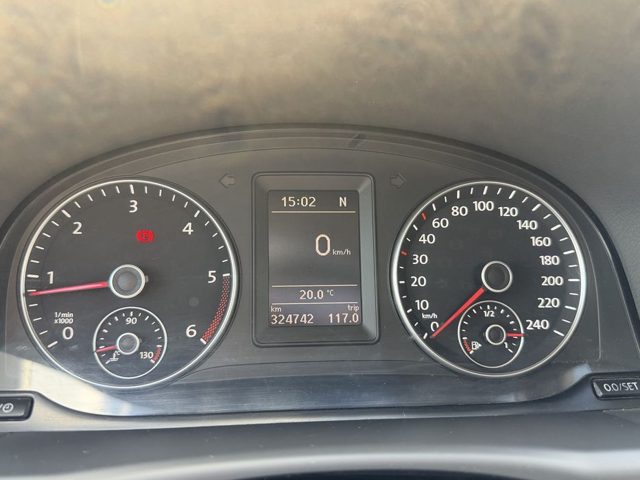 Vând VW Touran 1.6 TDI Automată