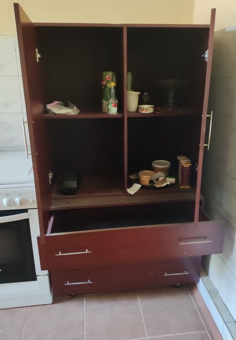 Продается шкаф в хорошем состоянии