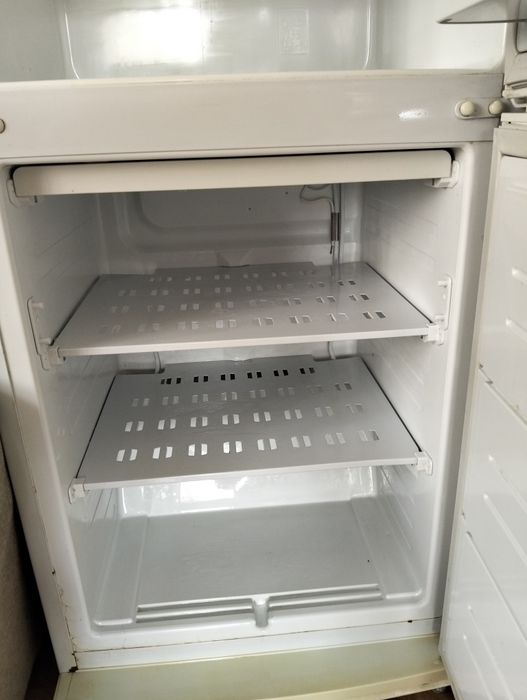 Продам холодильник б/у