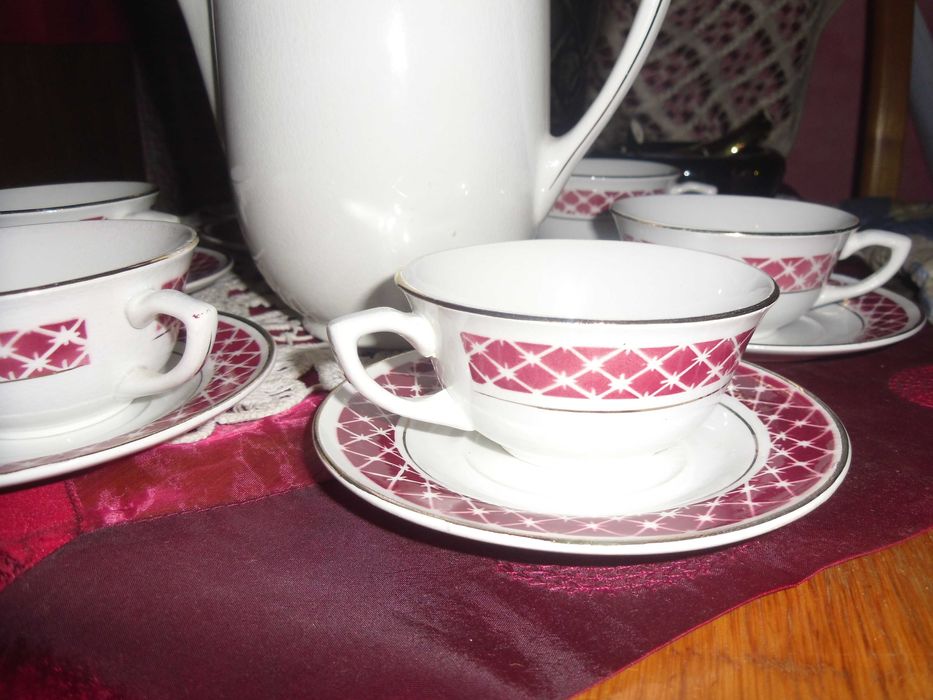 serviciu cafea  portelan plonez vechi .