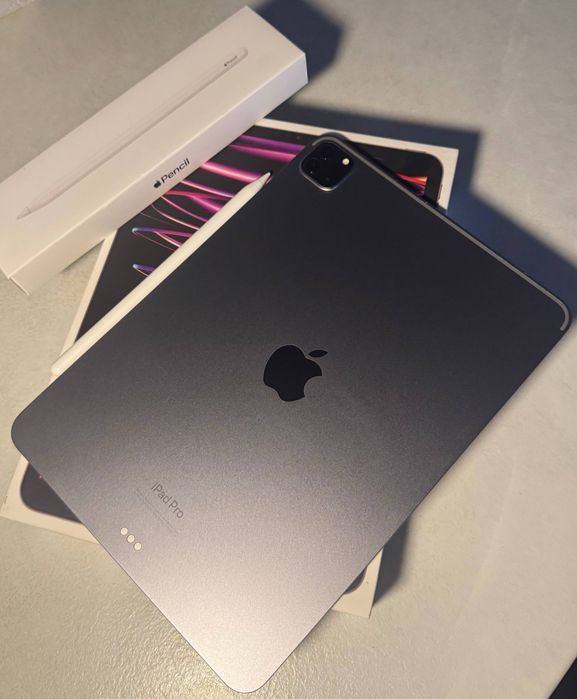 Apple iPad Pro 11 m2, 2022 + Apple Pencil 2