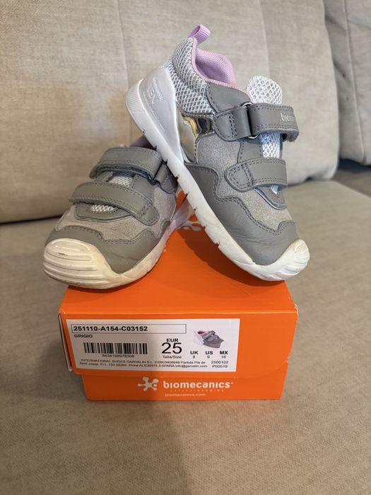 Sneakers Biomecanics, marimea 25
