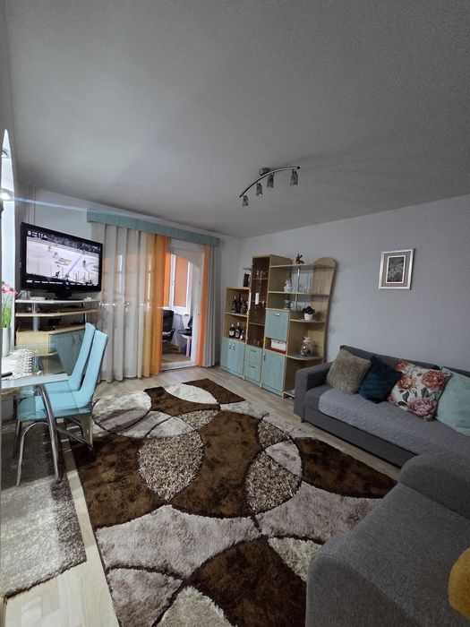 Apartament renovat cu 2 camere – cartierul Bucin