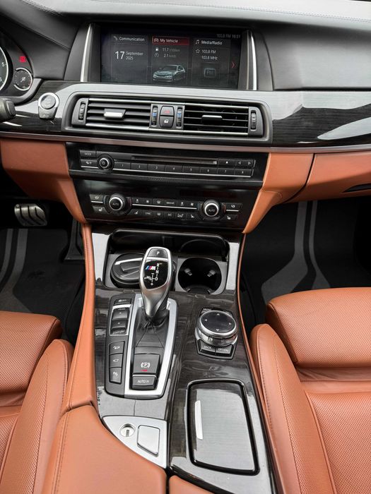 2013 BMW F10 M550d Xdrive / Softclose / Camere 360 - Schimb / Variante