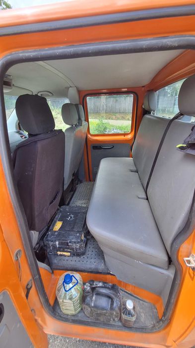 Vw t5 doka 2008 .