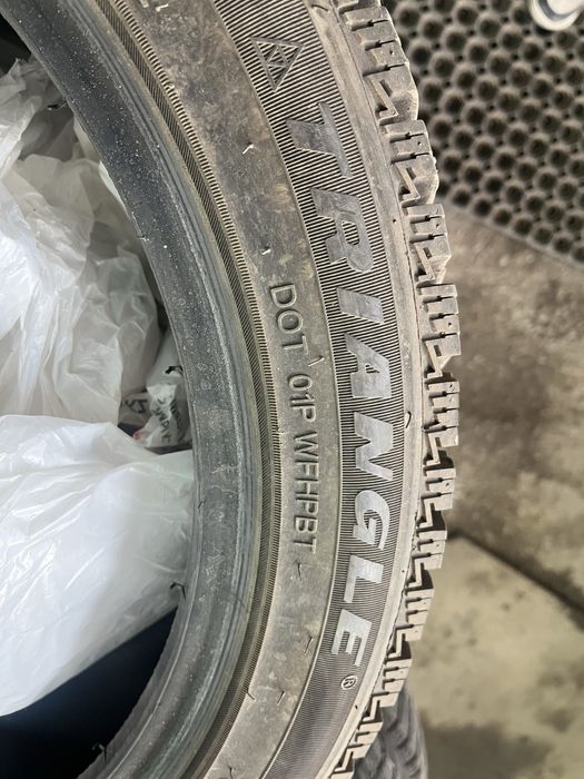Продам резина зимние комплект