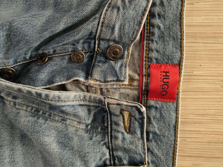 Ризи на Massimo dutti и дънки Hugo - размер Л