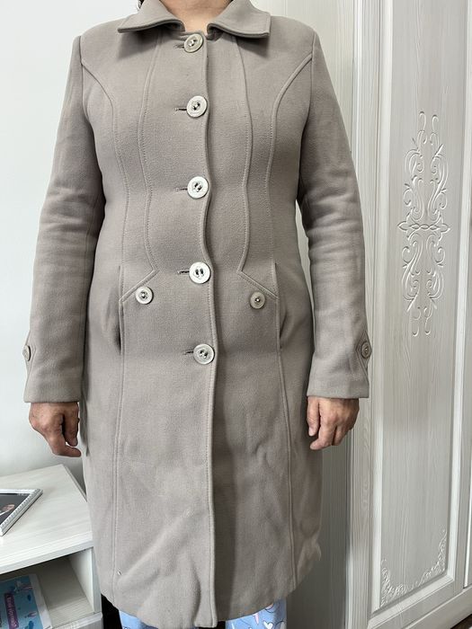 Продам пальто женское