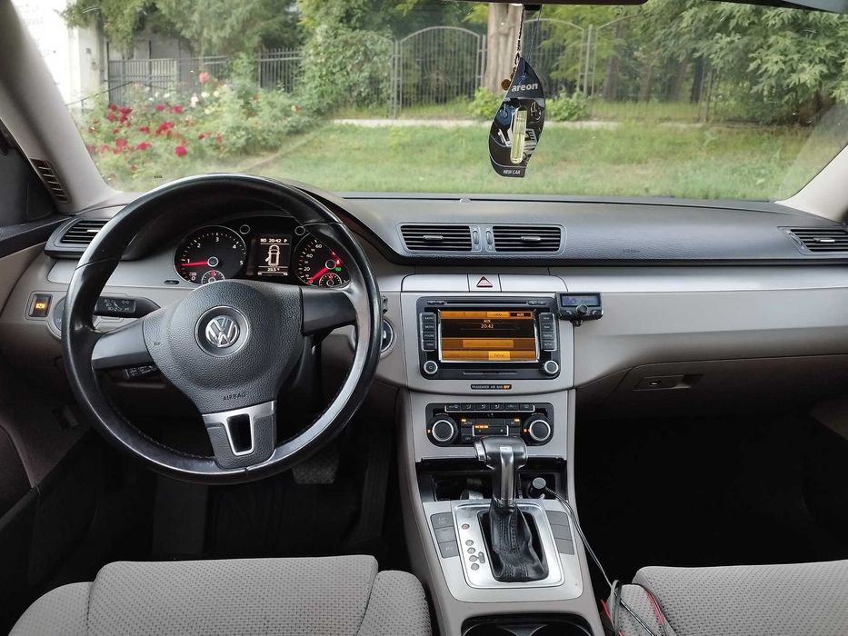 VOLKSWAGEN Passat 2010 — imagine 5