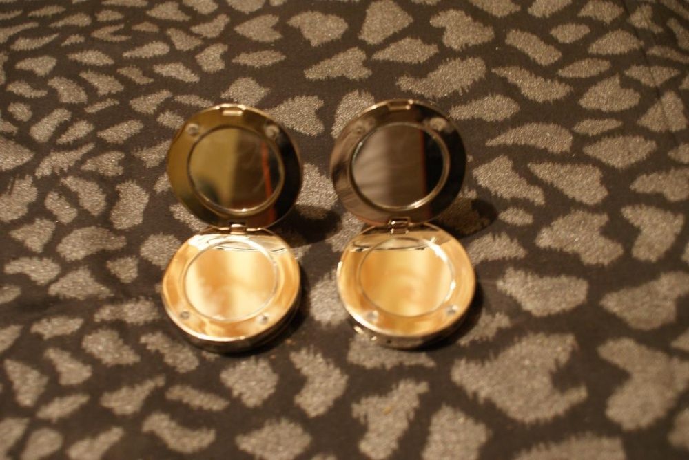 Увеличительные зеркала. Дубайская бижутерия.