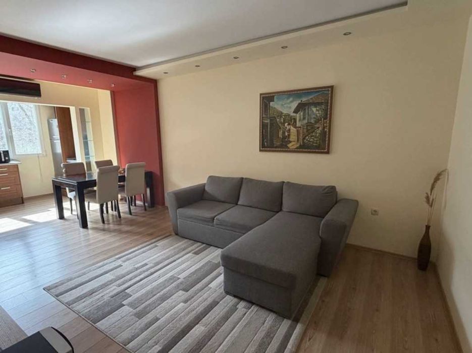 Дава се под наем Тристаен апартамент в София, Младост 4 - 75 кв.м за 677.28 € - Снимка #2