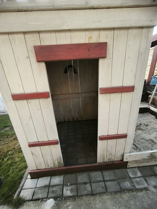 Spatiu de joaca pt copii - Căsuța de lemn cu topogan