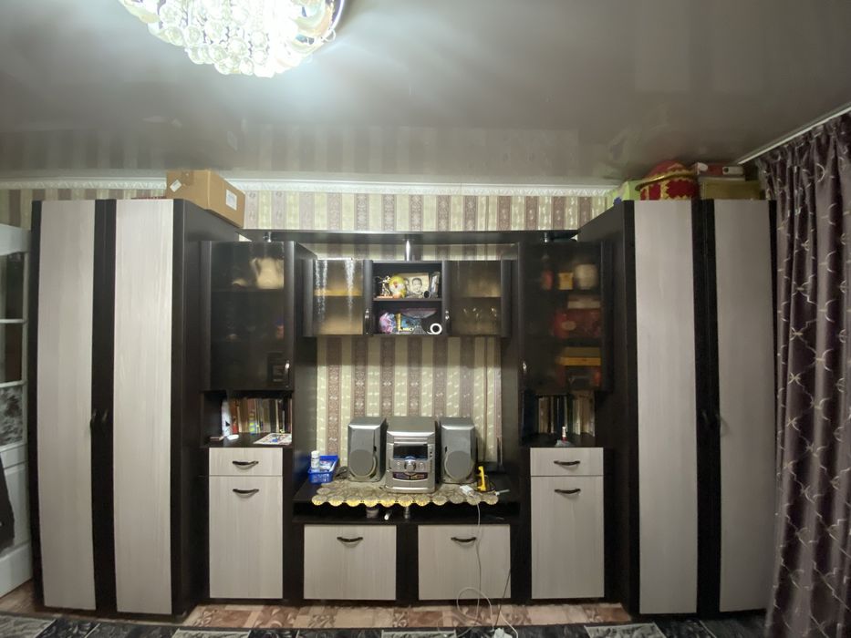 Продам стенку в отличном состоянии