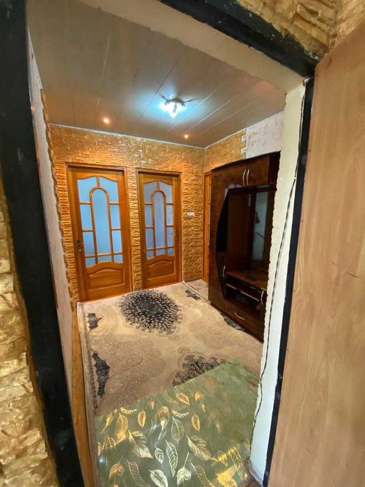 Продаётся 3х комн квартира на 4 этаж Ор-р 5 микрорайон Жомий