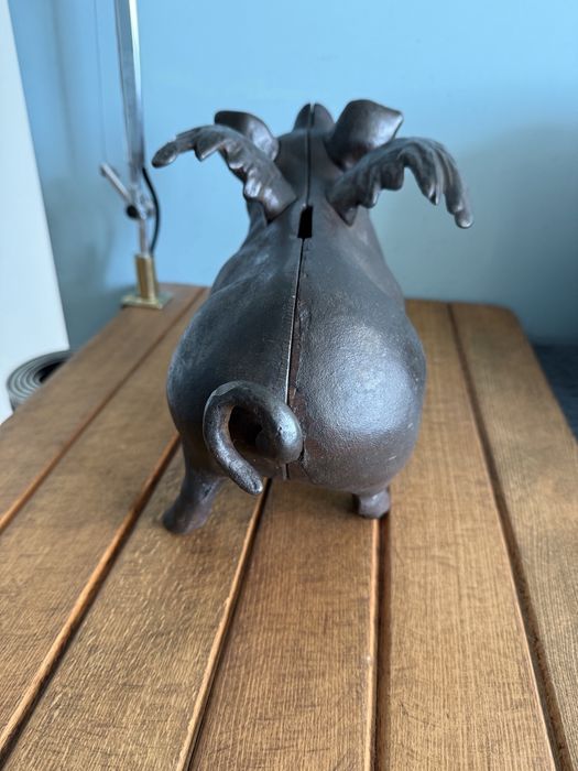 Метално прасе / 40-те