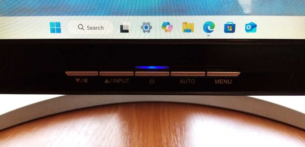 Monitor Packard Bell 220WDV 22" (Defect / Pentru piese / Proiect DIY)