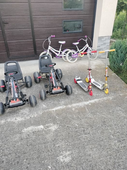 Biciclete ,trotinete ,carturi .