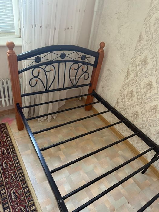 Кровать складной малайзийский