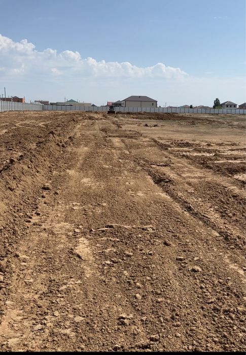 Услуги погрузчика. Погрузчик.