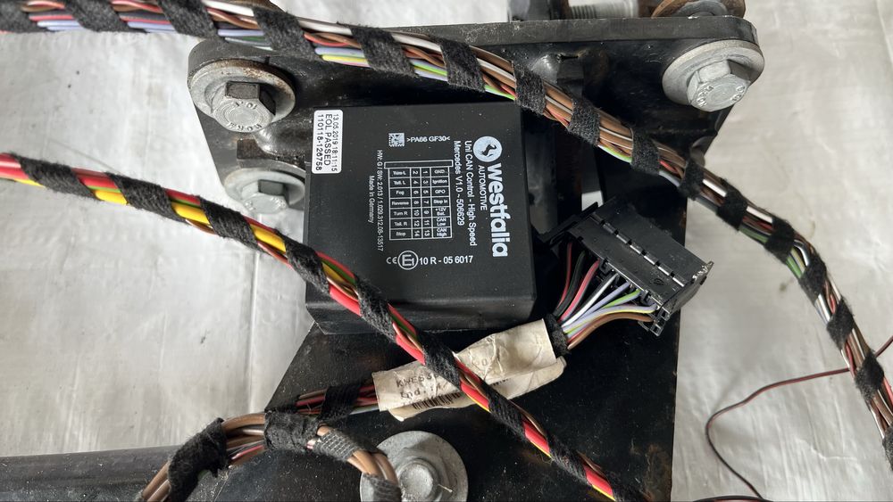 Теглич Mercedes GLA 2017 Westfalia