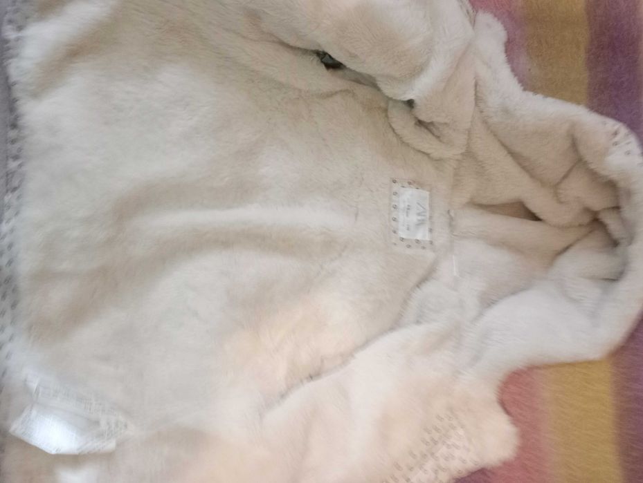 Geci de iarna fetite