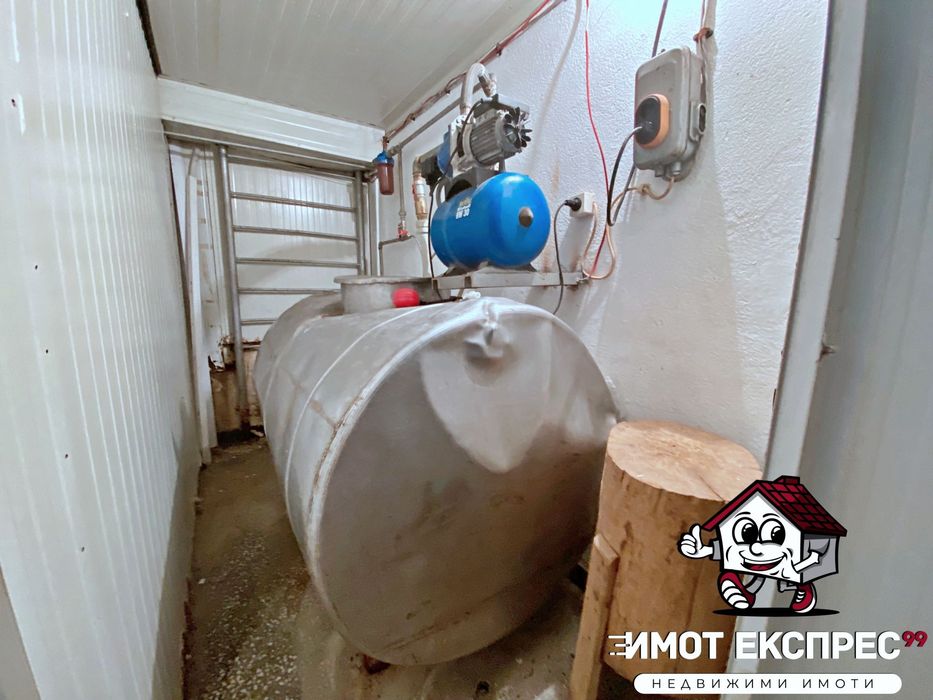 Продава се Промишлена сграда в Асеновград - 302 кв.м за 1656 €/кв.м - Снимка #15