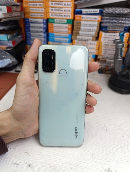 Oppo A53 4/64GB продается телефон