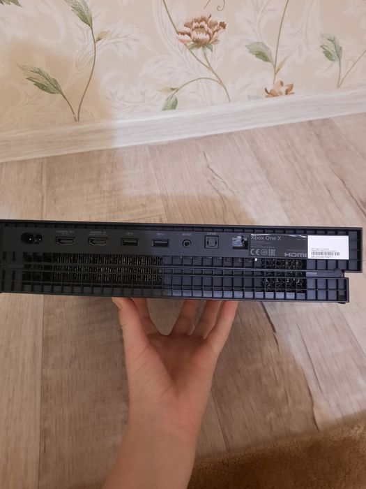 xbox one x с джостиком и проводами