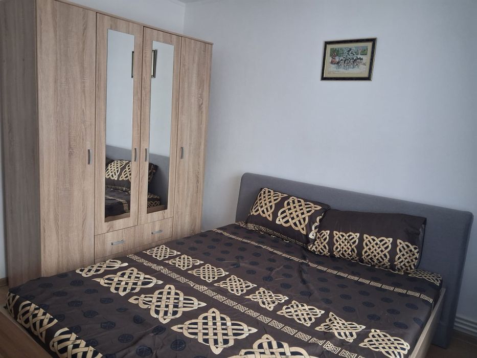 Proprietar inchiriez apartament 2 camere Navodari str Randunelelor 0742019750