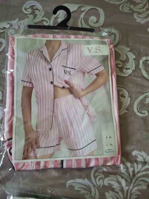 Pijama,VS,calitate premium bumbac,in