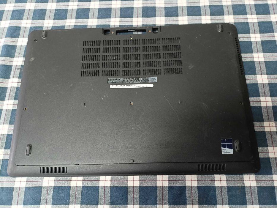 Elemente Dell Latitude E5550