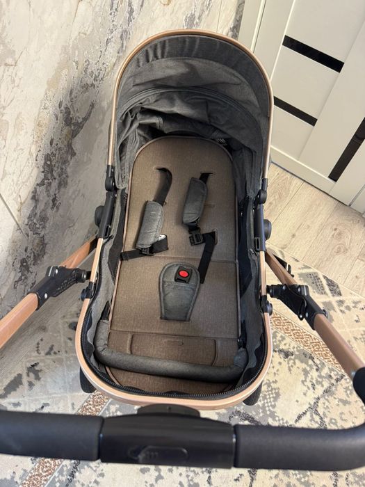 Продам детскую каляску