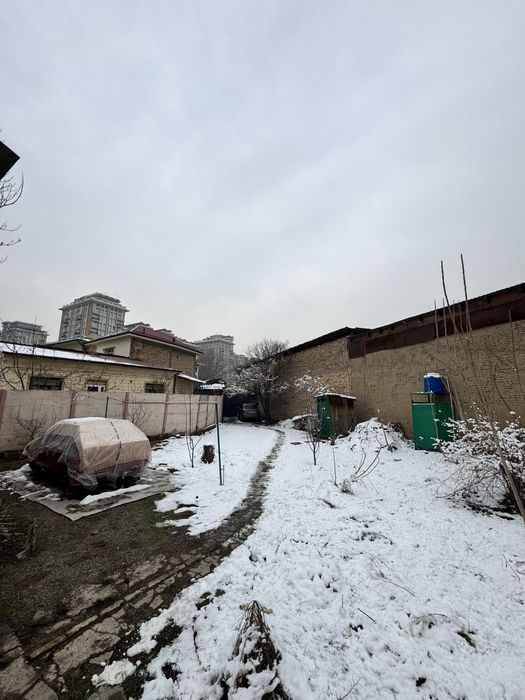 Участок 5 соток,рядом Мирабад авеню! Мирабад базар!