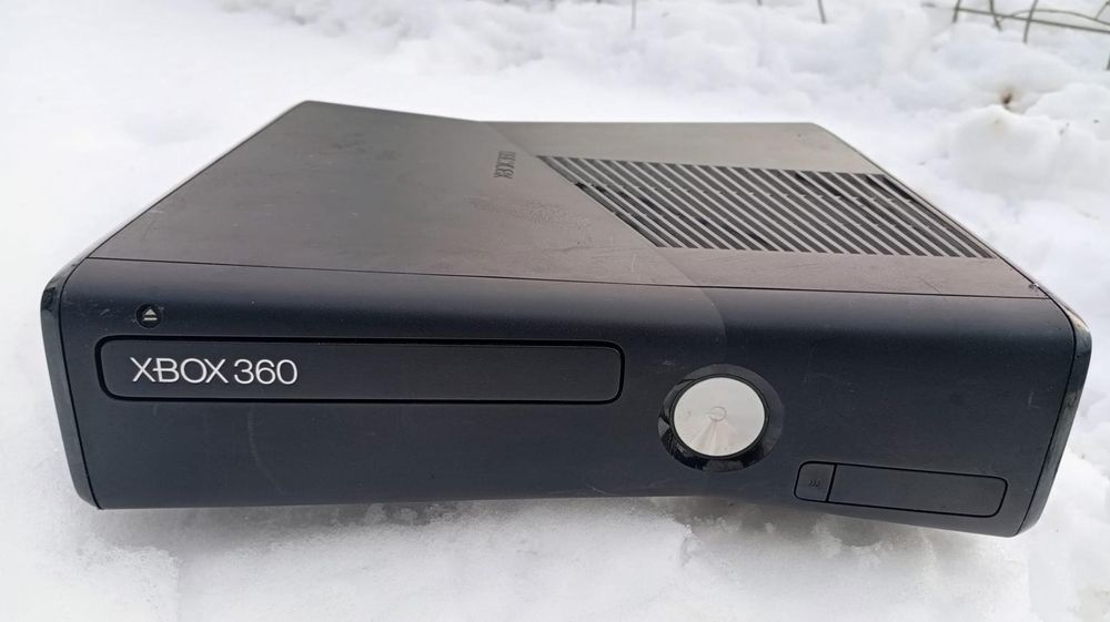 Ofertă! Vând  Xbox 360