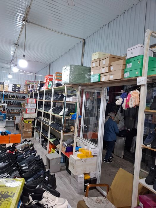 Бутик арендаға беріледі. Сдается бутик в аренду. Э