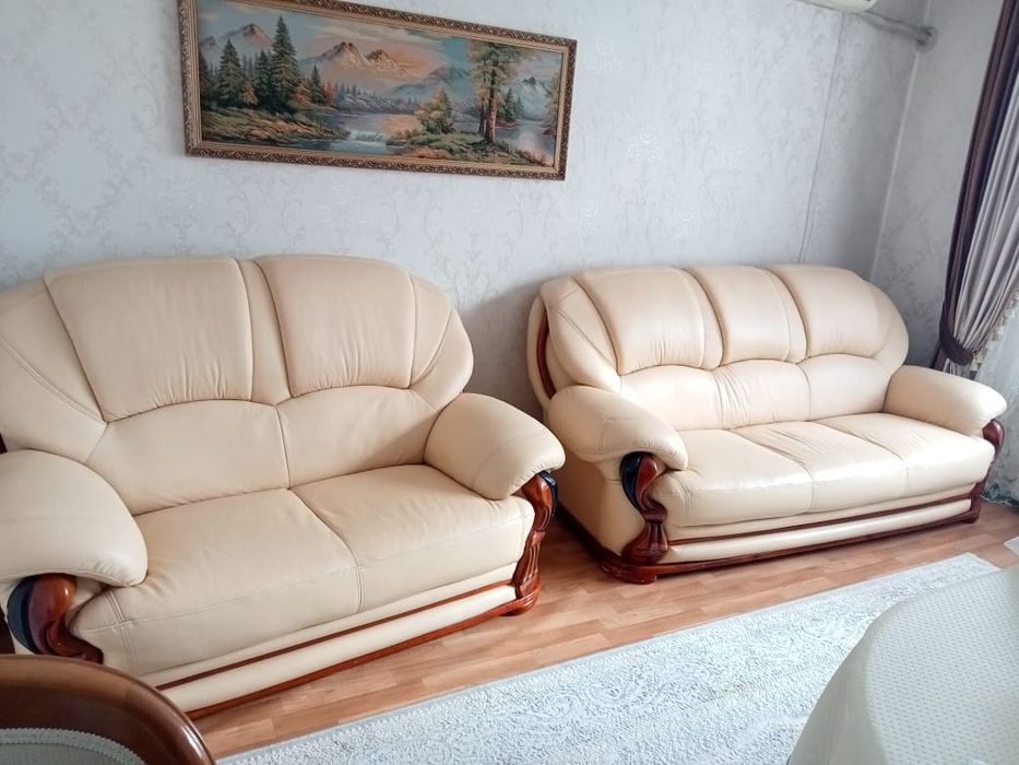 Продам мягкую мебель для гостиной.
