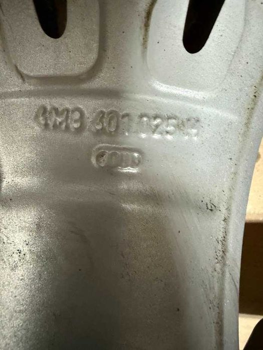 джанти Audi 21 цола