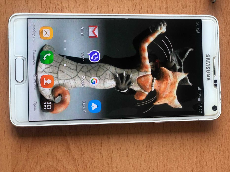 Продавам Samsung Note4