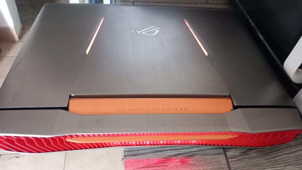 Asus gaming nu pornește.